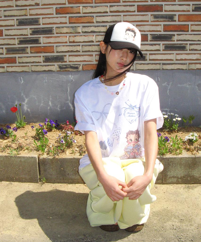 RONRON Betty Boop Dreamy Ribbon Over Fit T Shirt White