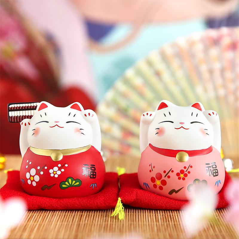 3 Inch Ceramic Lucky Cat Figurine Maneki Neko Hand-Painting Decoration Ornament Small Fortune Cat With Placemat