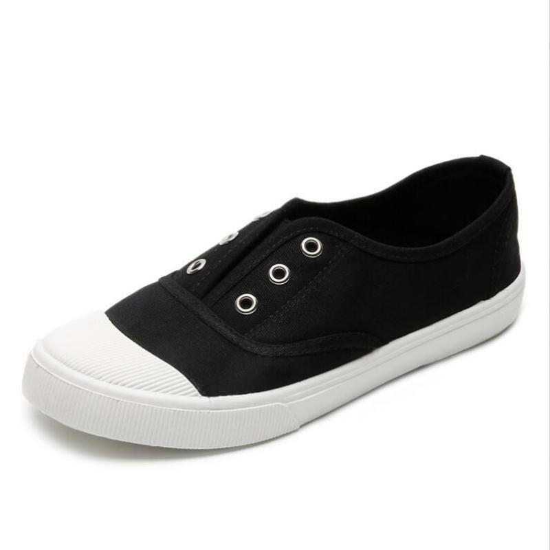 2024 Autumn New Slip-On Canvas Shoes Women White Shoes Summer Student Flat Bottom Casuals Women's Sneakers