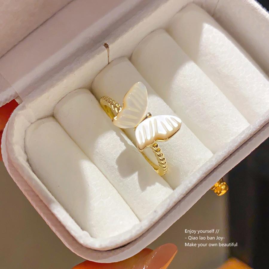 Elegant Butterfly Jewelry Ring With Shell Material And Gold Plating For Women