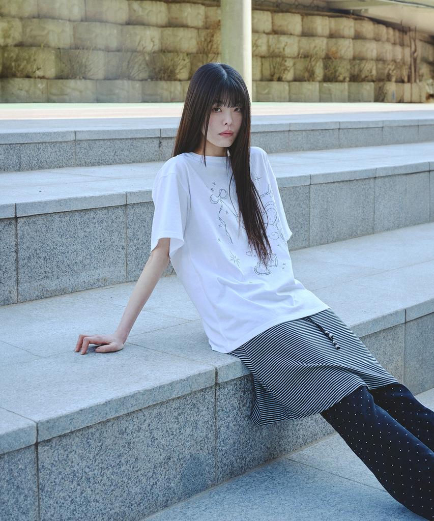 Mihebeu Lovely Charm Oversized Short Sleeve T-Shirt White