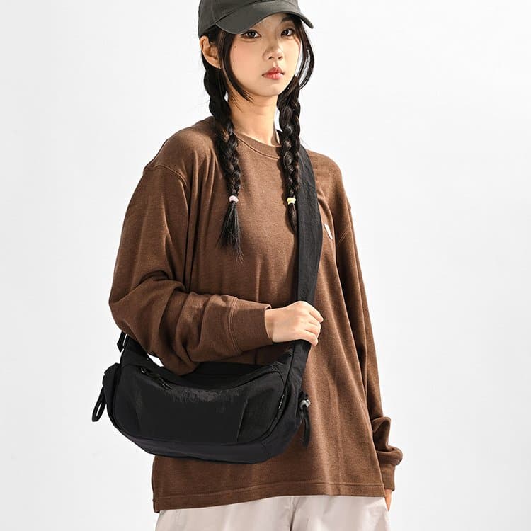 Lightweight Adjustable Nylon Crossbody Bag Women's Shoulder Bag