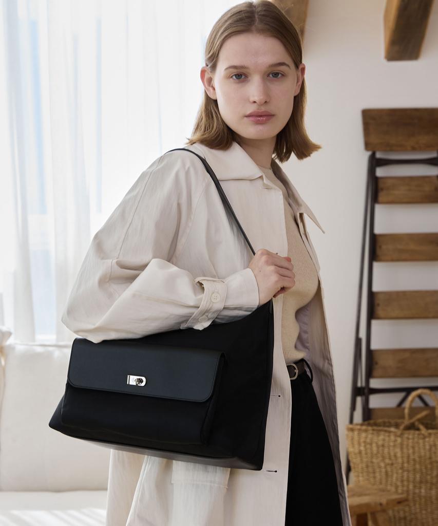 Lovecharm Posh Pocket Bag_L_Black