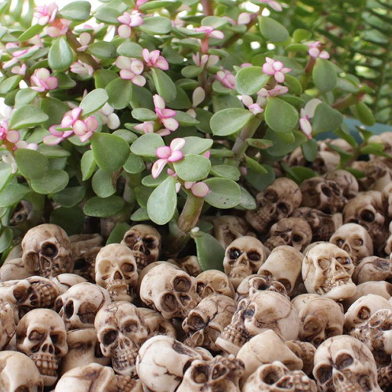 20Pcs Mini Skulls Halloween Garden Decoration Bonsai Courtyard Ornament Small Skeleton Head Flowerpot Decor Realistic Crafts