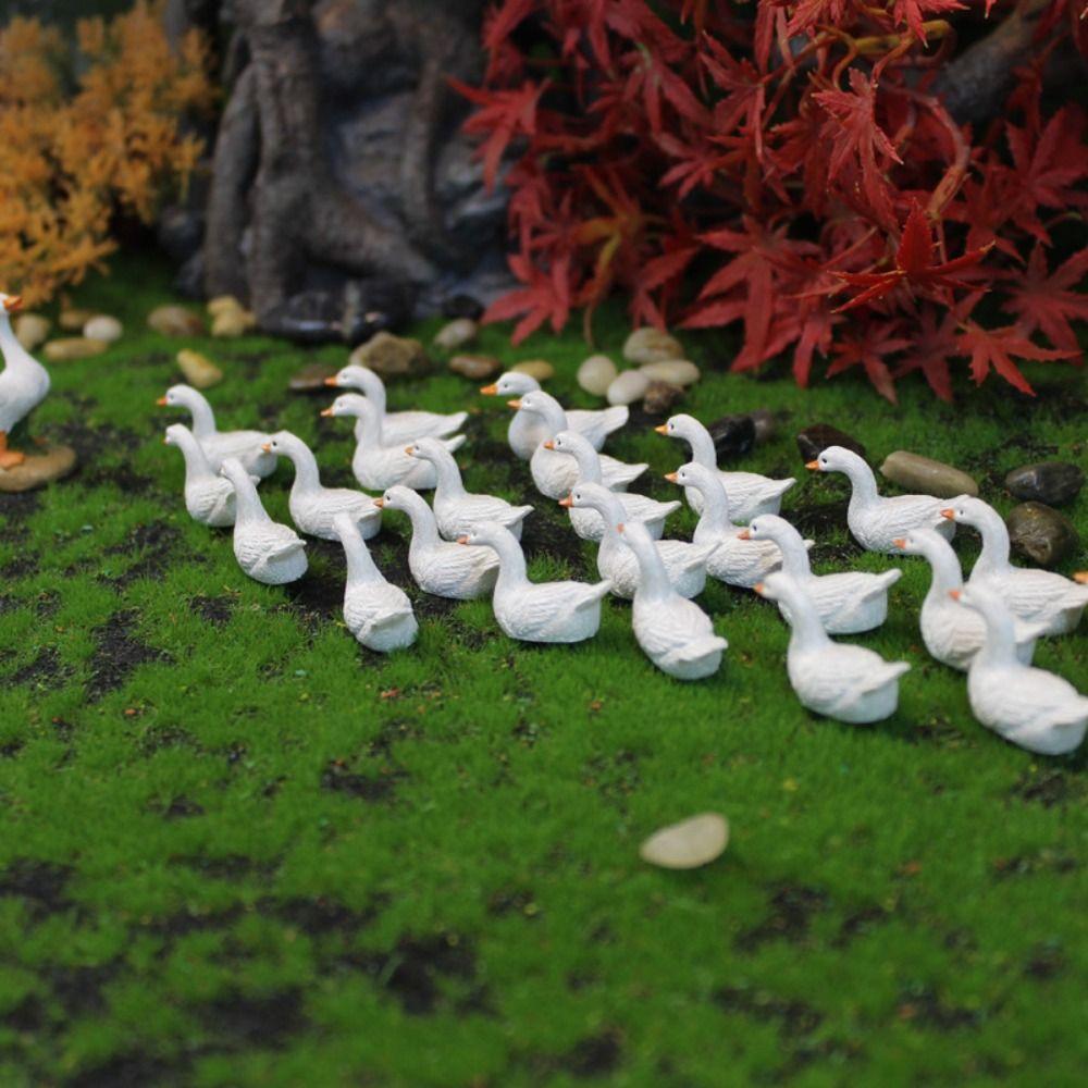 Cute Mini Duck Statue Handmade Resin Crafts White Duck Ornaments Delicate Micro Landscape Decoration Garden
