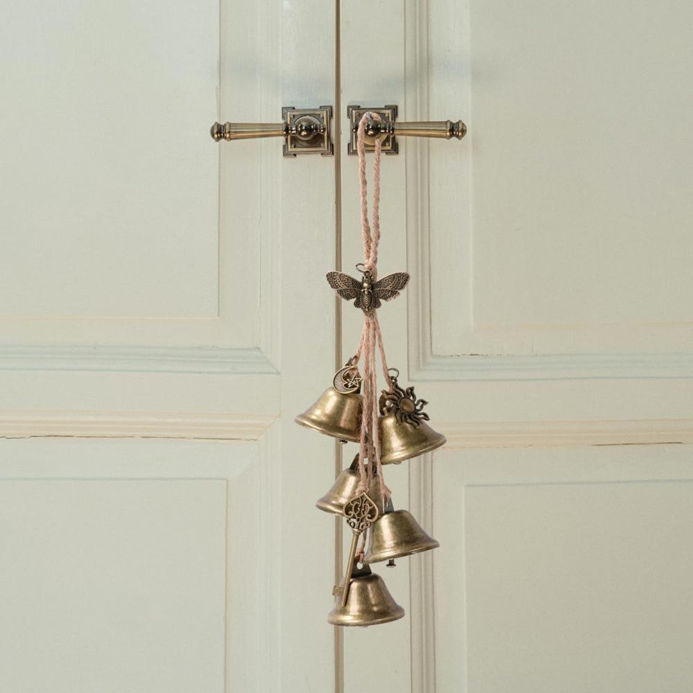 Halloween Door Bell Vintage Halloween Witch Bell Door Knob Decoration Handmade Metal Wind Chime Indoor Outdoor Wicca