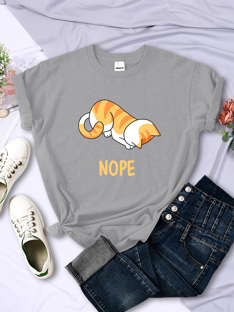 Den lilla orange katten bugar sitt huvud och vägrar Tryckta T-shirts Dam Roliga Tecknade Serier Korta Ärmar Mjuk Sommar T-shirt Kvinna