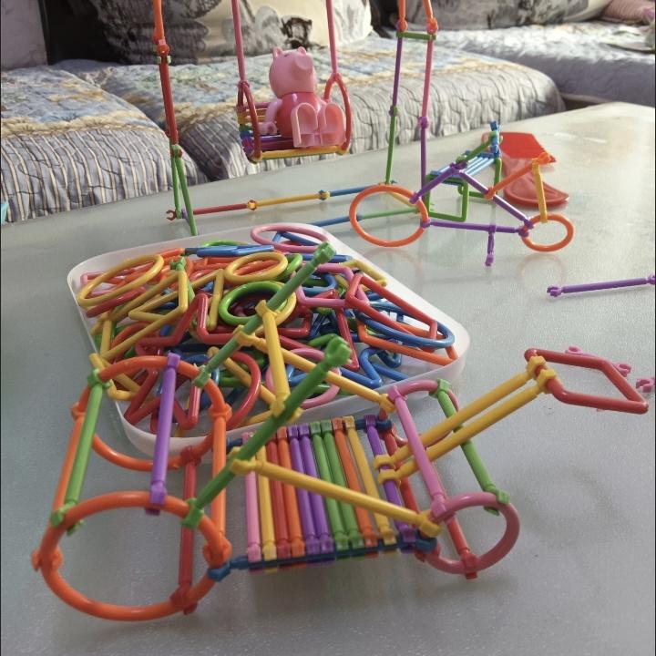Detské DIY stavebnice zo slamiek, STEM vzdelávacie magické tyčinky, Kreatívne prepojiteľné stavebnice pre batoľatá