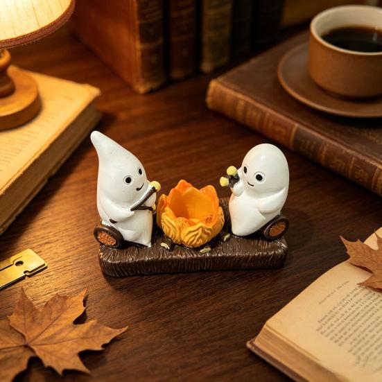 Halloween Gift for Friends Cute Ghost And Bonfire Figurine, Resin Campfire Ornament Tabletop Holiday Desk Accessories Decor, Cartoon Double