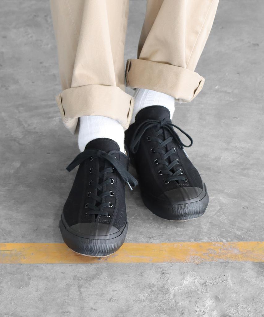 Moonstar (Unisex) Jim Classic - Black Mono / Msksshsk121