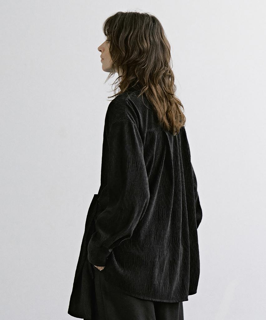 TREEMINGBIRD Crinkled Velvet Wrap Blouse [ Black ]