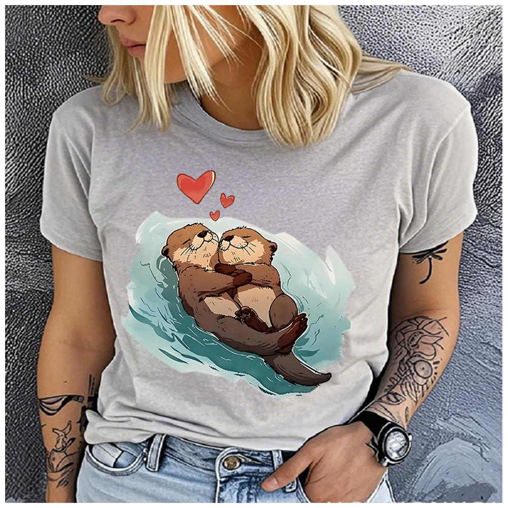 Women's Polyester 100% Holding hands with an otter Print T-shirt Loose round Neck Casual Short Sleeve Fashion Top Clothing Summer