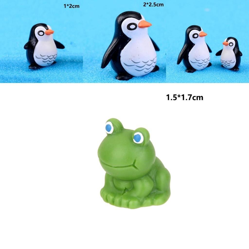 Charming Penguin Father And Son Miniature Decoration With Cute Blue Eyes Frog