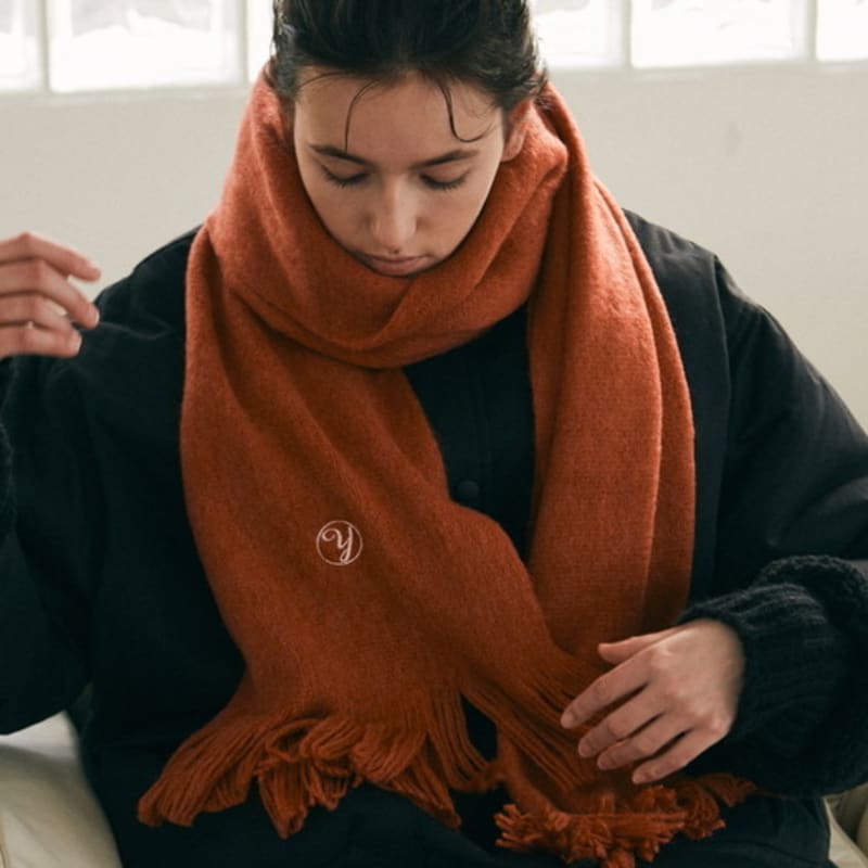 YAN13 ESSENTIAL TASSEL MUFFLER_BLUE