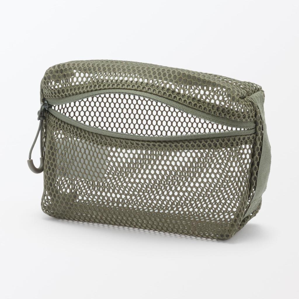 MUJI 3D Mesh Case Khaki S Approx. 11 X 16 X 5 Cm 84730405