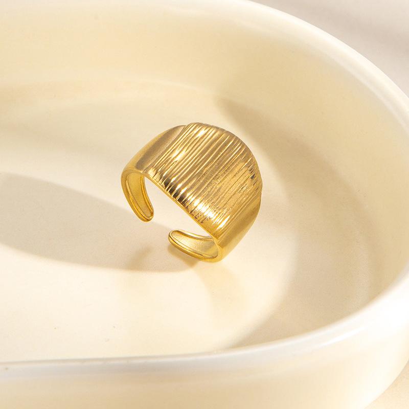 European-American Geometric Gold-Plated Stainless Steel Open Ring for Women
