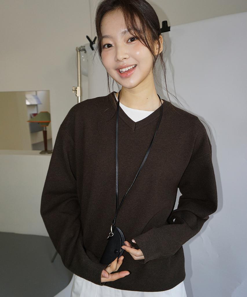 MOOD INSIDE WOMAN (Woman) Essential Mood V-Neck Knit_Brown