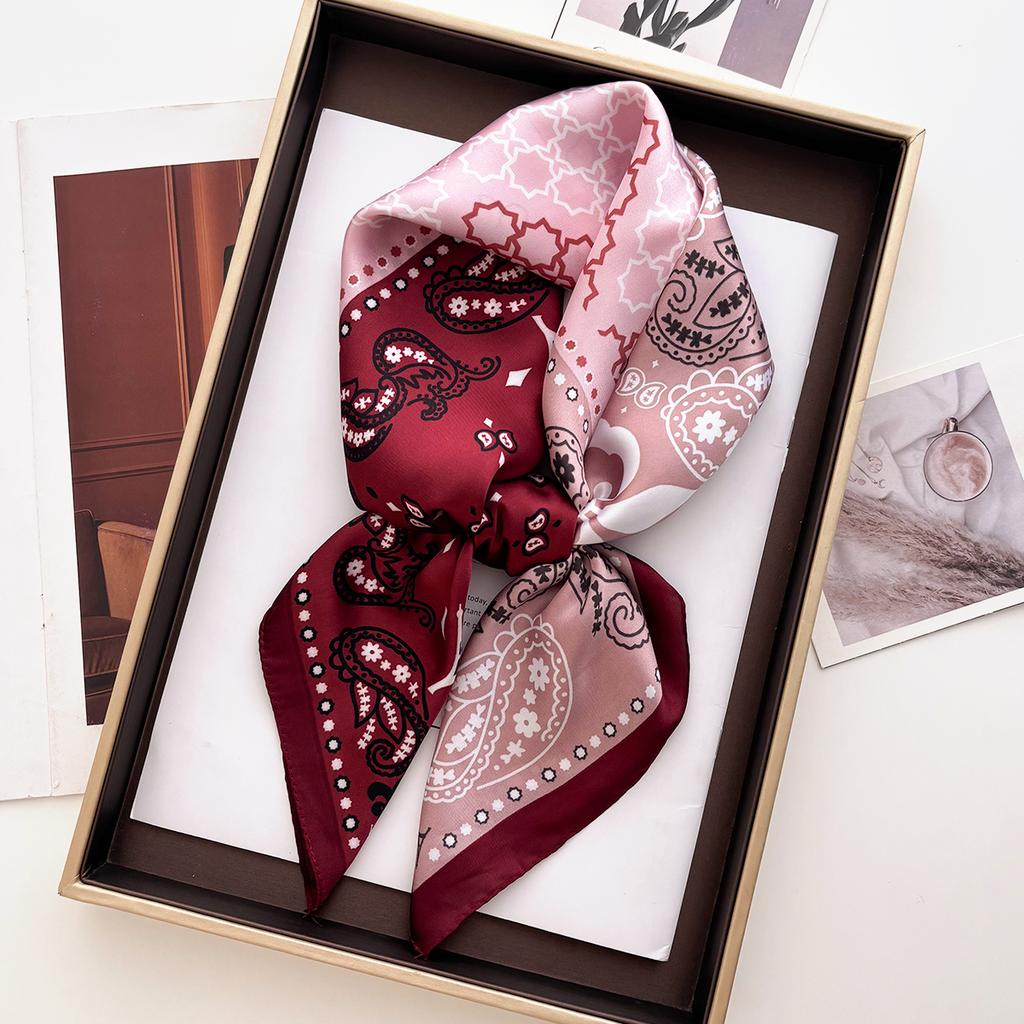 New Fashion 70X70cm Women's Scarf Silk Floral Print Scarf Square Shawl Decorative Headband Neck Luxury Design Bandana