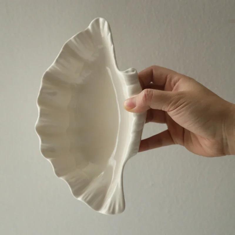 Three-dimensional Shell Plate Cream Retro Ceramic Plate Fruit Snack Plate Dinner Tray Dish Set Jewelry Storage Dish Tableware