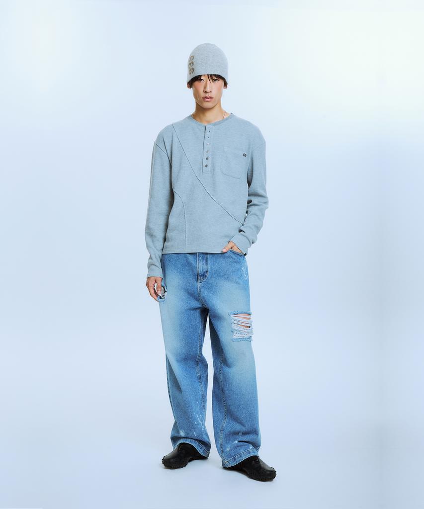 Akaibeuboldeu Cutout Panel Henley T-Shirts (Light Gray)