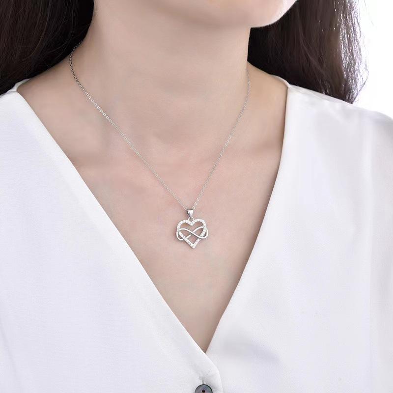 Infinite Love Diamond Heart Pendant Necklace For Women Minimalist Design Delicate Collarbone Chain