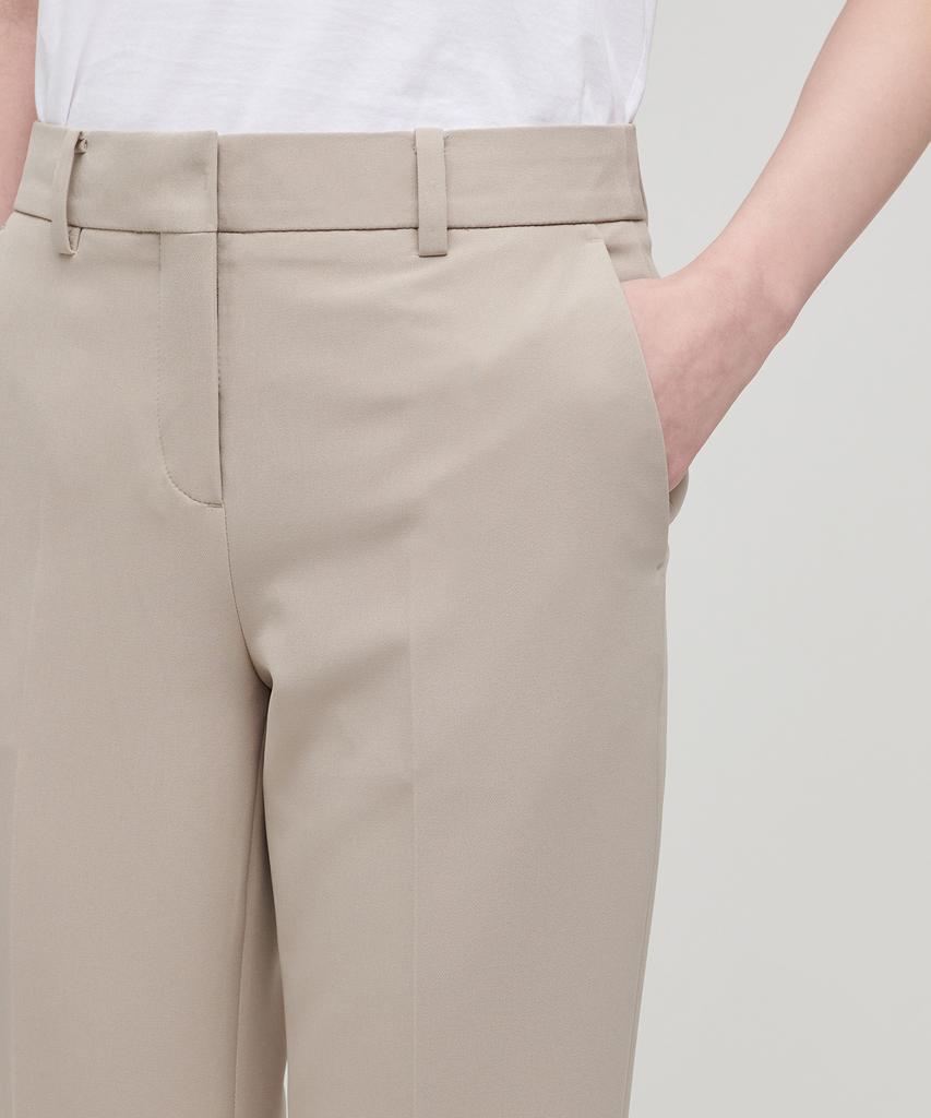 MUSINSA STANDARD WOMAN Women'S Fluid Slim Straight Slacks [Beige]