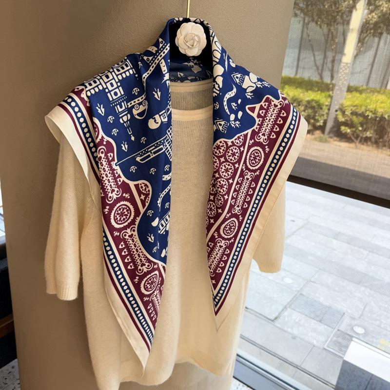 Big Triangle Scarf Silk Scarf Travel Photo Sunscreen Neck Protection Scarf Shawl Red and Blue Two-color Outer Scarf Small Silk Scarf