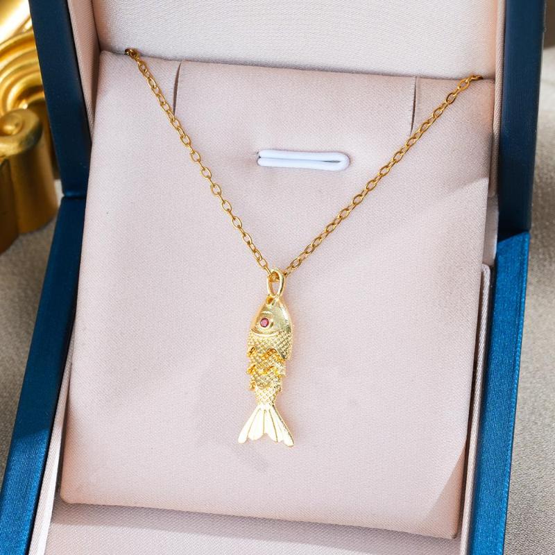 Retro Fish Koi Personalized Light Luxury Stainless Steel Pendant Necklace For Women Choker Accessories Unisex Party Gift