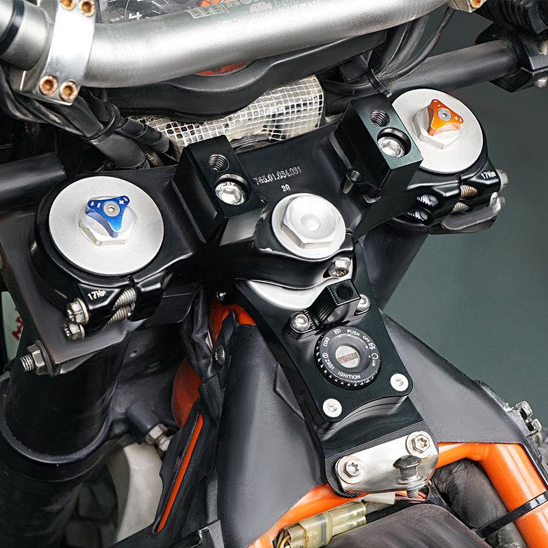 For KTM 690 Enduro/R 2012-2018 Steering Damper Bracket Mount Riser 1" 25mm 690 Enduro R 2012 2013 2014 2015 2016 2017 2018