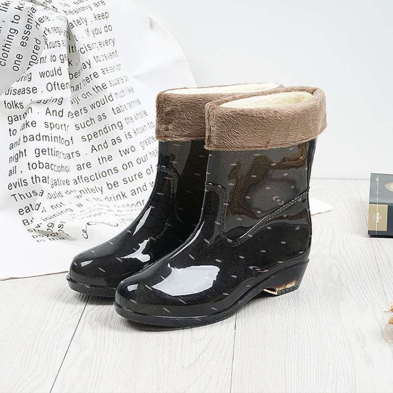 Rain Shoes Female Adult Medium Tube Water Shoes Velvet Non-slip Rain Boots Women's Lightweight Student Rain Shoes Korean Version Fashion Waterproof S