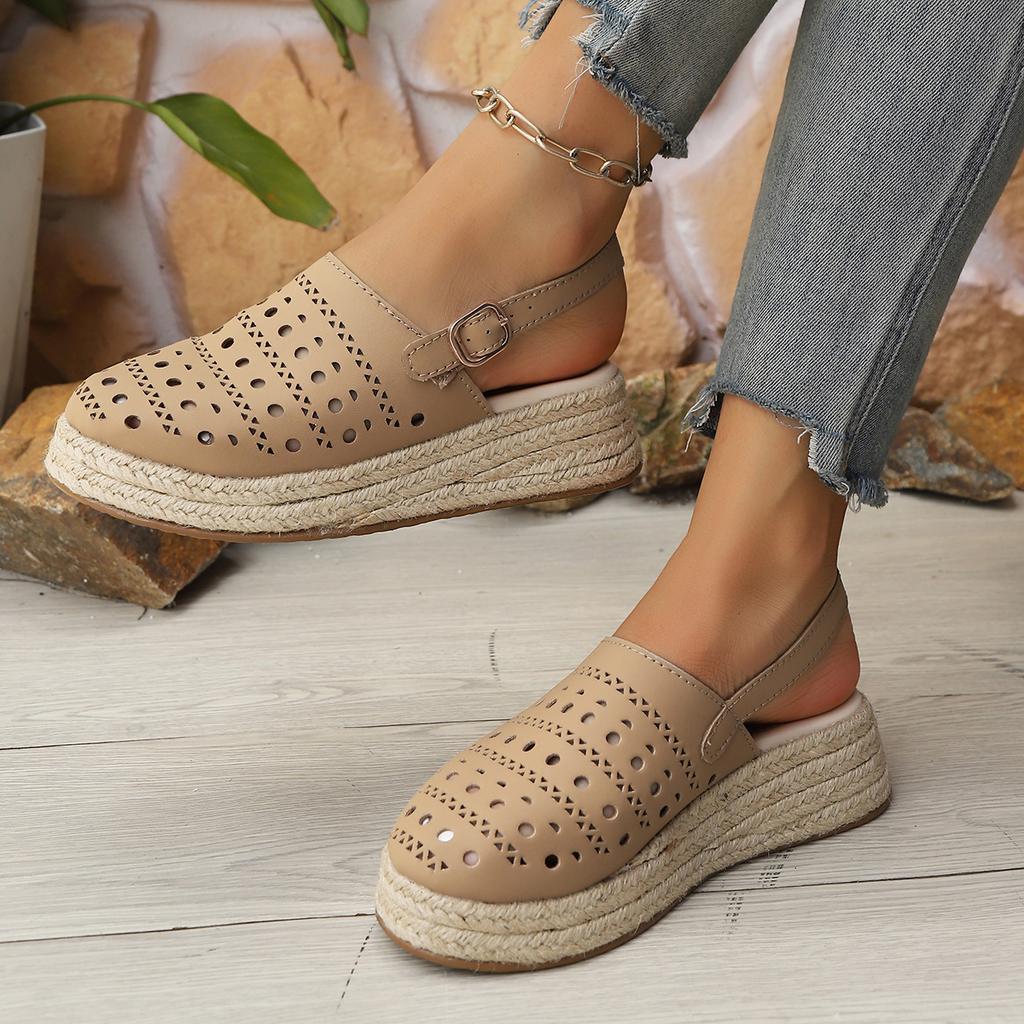 Fashion Women Sandals Hollow Out Breathable Slippers Summer Outdoor Causal Wear Shoes Bottom Casual Thong Sandals Sandalias De Mujer