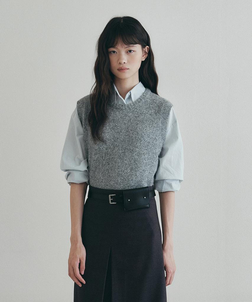 LOEIL Wool Round Knit Vest - Gray