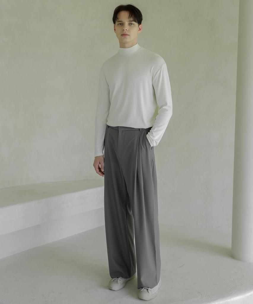 ESN Half Turtleneck Knit T-Shirt Cream