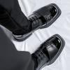 Mode Lackleder Herrenschuhe Modedesigner-Stil Outdoor-Freizeit Business-Party Tägliche Büro- und Bräutigamschuhe Klassisches Schwarz