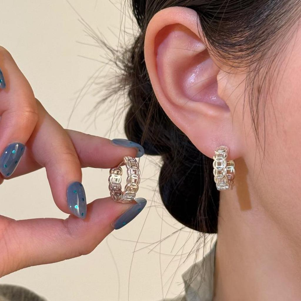 Versatile Niche Plain Hoop Earrings