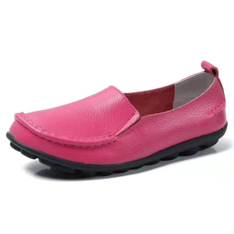 Fashion 2025 Non Slip Flat Shoes for Woman Soft Casual Women Shoes Genuine Leather Lightweight Slip On Women Loafers Plus Size Zapatos