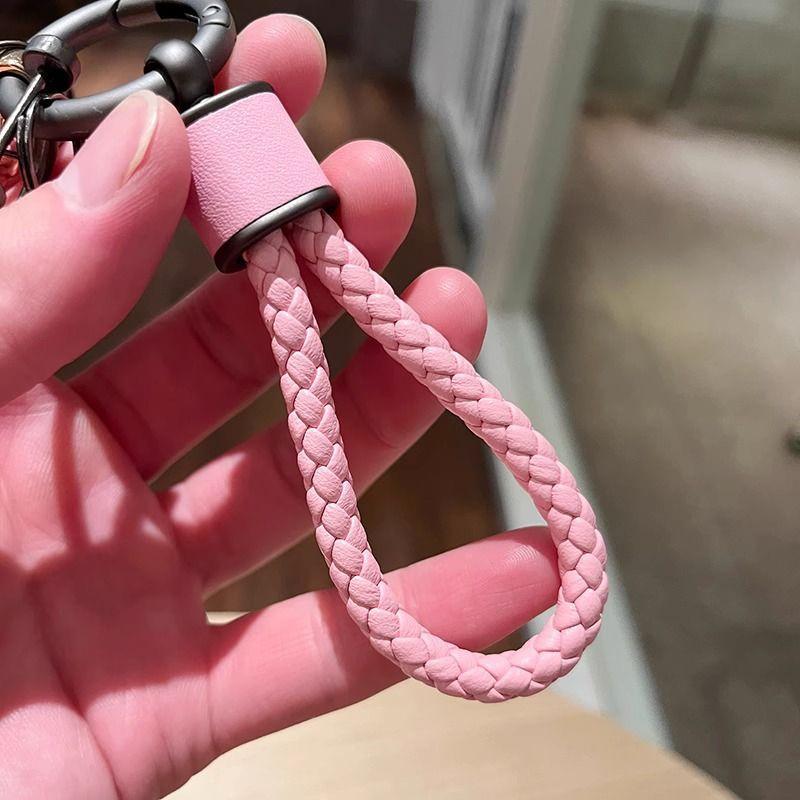 1Pcs Handmade Leather Car Keychain Pendant Exquisite Personalized Horse Key Chain Rope For Men And Women DIY Accessories