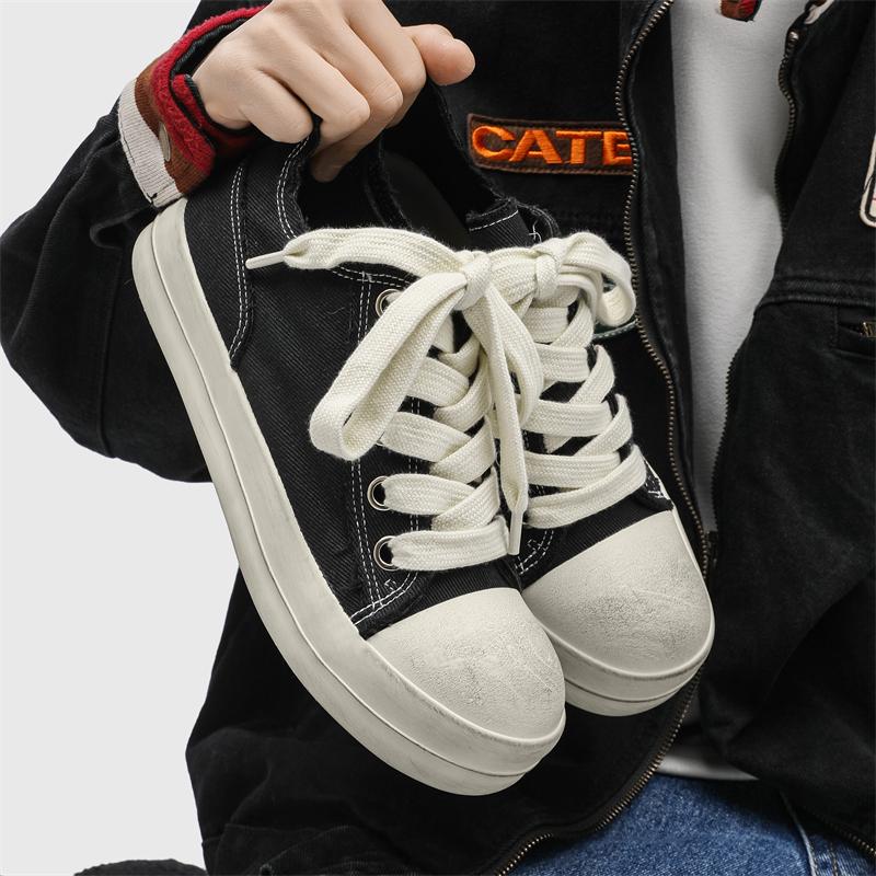 2026New Men Canvas Thick Bottom Sneakers Fashion Lace Up Casual Youth Shoes Lightweight Outdoor Comfy Flat Designer Walking Shoe