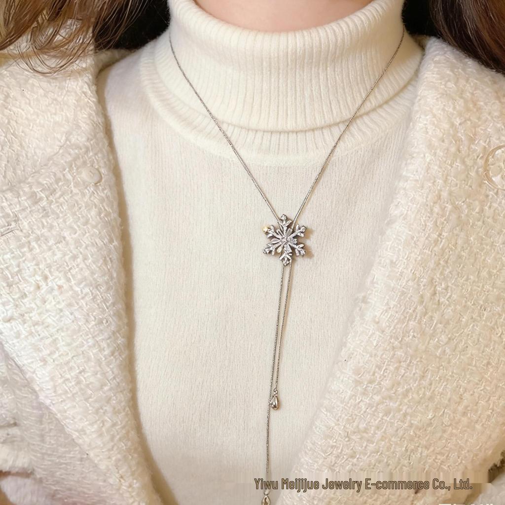Zircon Snowflake Tassel Necklace: Autumn-Winter Women's Fashion Choker