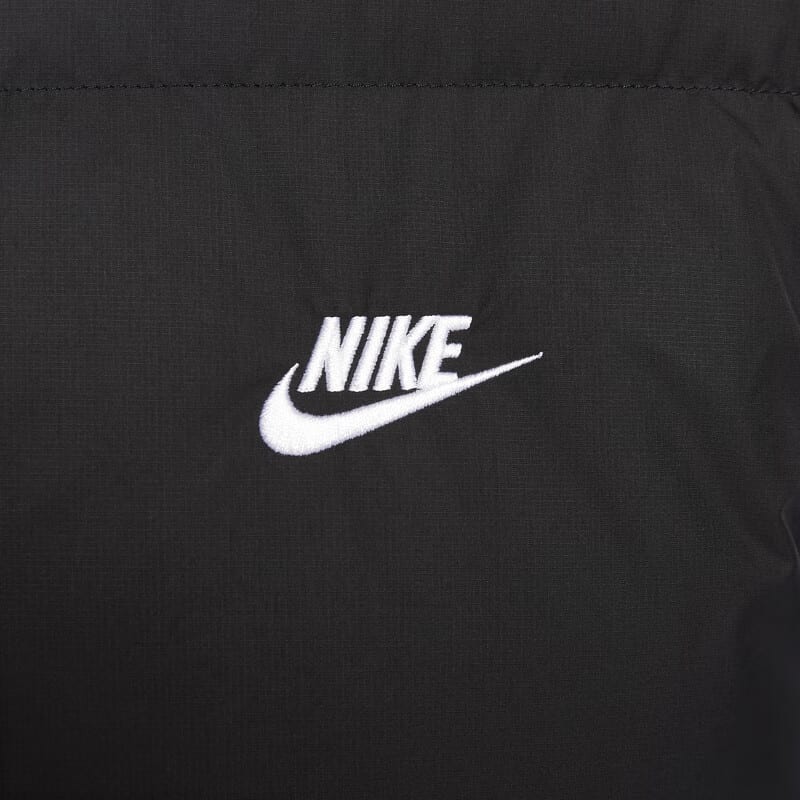 Nike Sportovní klubová péřová vesta Pánská IB2978-010