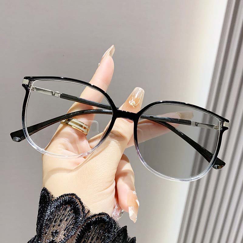 Sparkling Frame Pochromic Myopia Glasses for Women Oversized outdoor UV Near Sight Eyewear Fashion Eyeglasses Diopter To -4.0