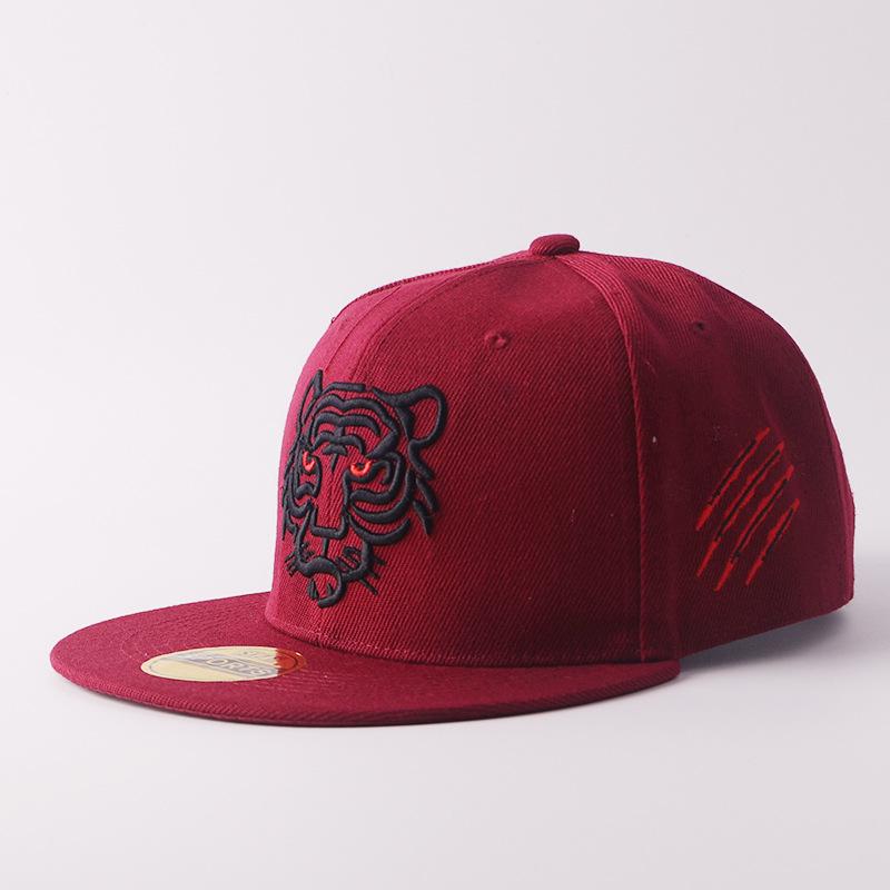 Personalized Embroidery Tiger Head Baseball Cap Personalized Hip Hop Flat Brim Cap Batch