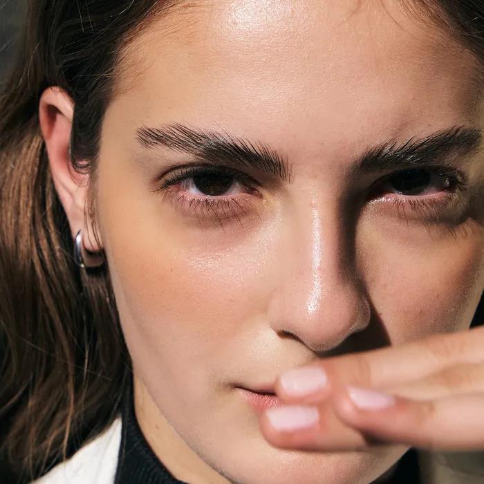 TEAR DROP ONE TOUCH EARRING