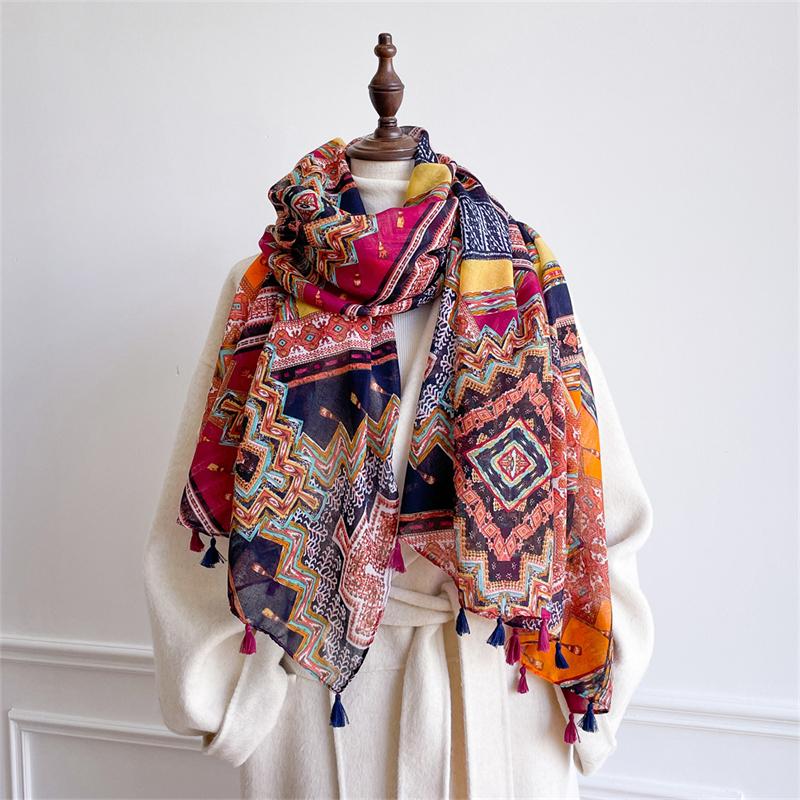 Autumn Flower Pattern Scarf for Women Muslim Hijab Cotton Line Shawls Warm Cashmere Blanket Female Shawl Bufanda Echarpe