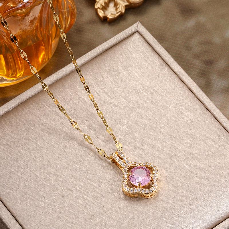 Douyin Women's Amethyst Zircon Clover Necklace - Luxury Titanium Steel Clavicle Chain