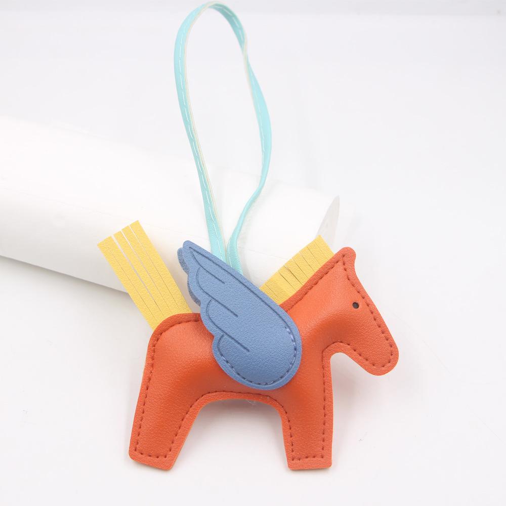 Hot Classic Wing Pony Bag Pendant Decorative Accessories Car Keychain Pendant High-quality Leather Production