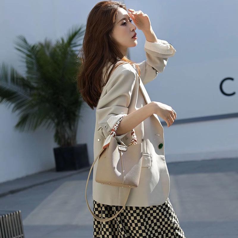 Bucket Bag Women's Small Bag, Summer Niche Design Commuting Bag, Handbag, High-end Feel Crossbody Women's Bag