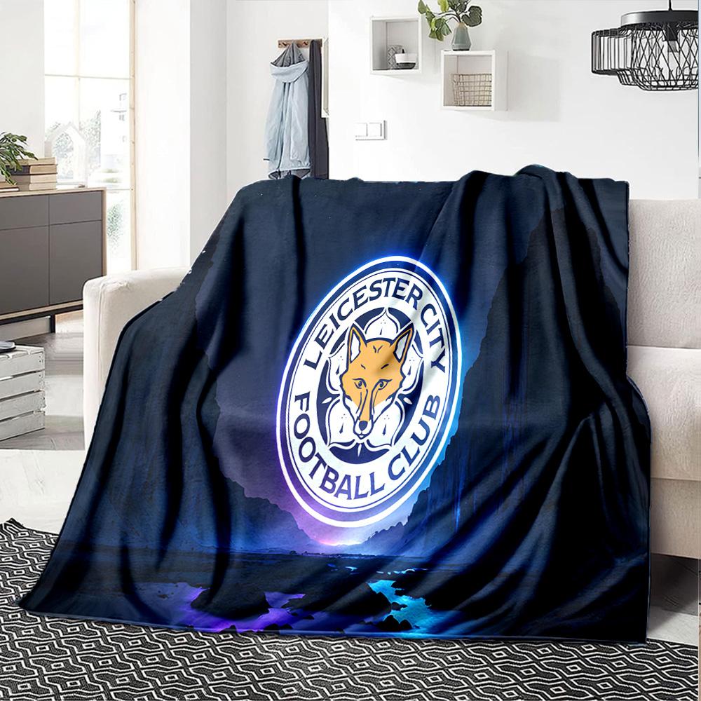 Leicester Football Club Wappen Flanelldecke, Weiches Polyester, Modernes Design, Ganzjahres für Camping, Reisen, Geschenke für Feiertage oder Geburtstage