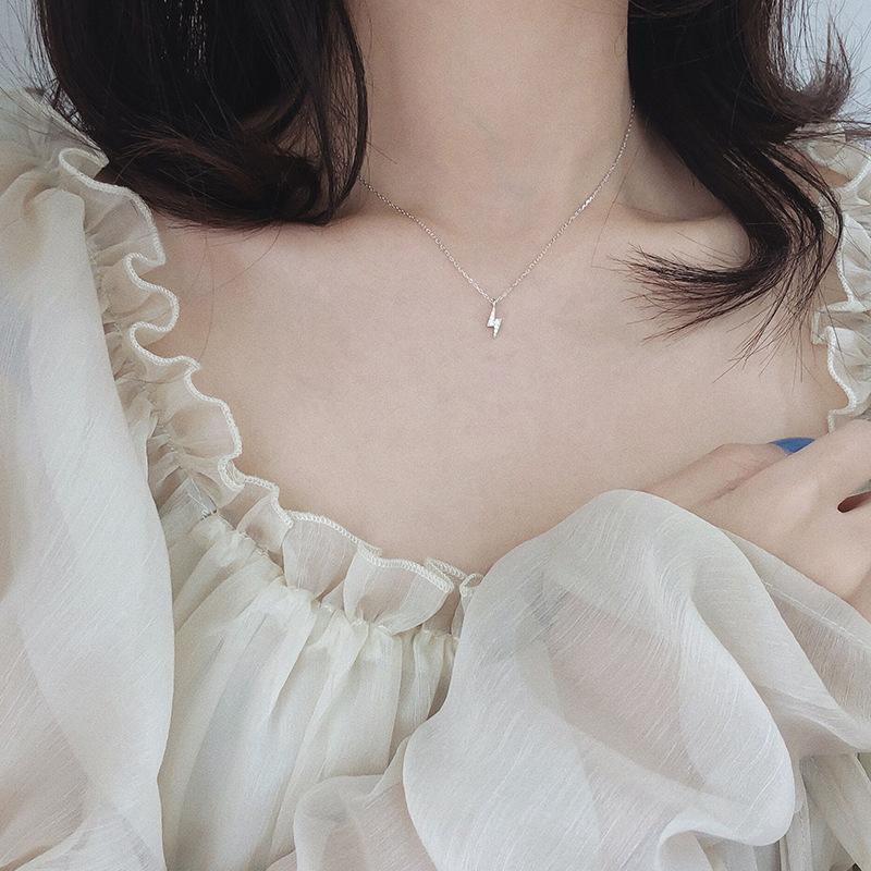 Lightning Necklace Female Tide Simple Cool Handsome Temperament Japanese Girlfriends Gift Choker Collarbone Chain