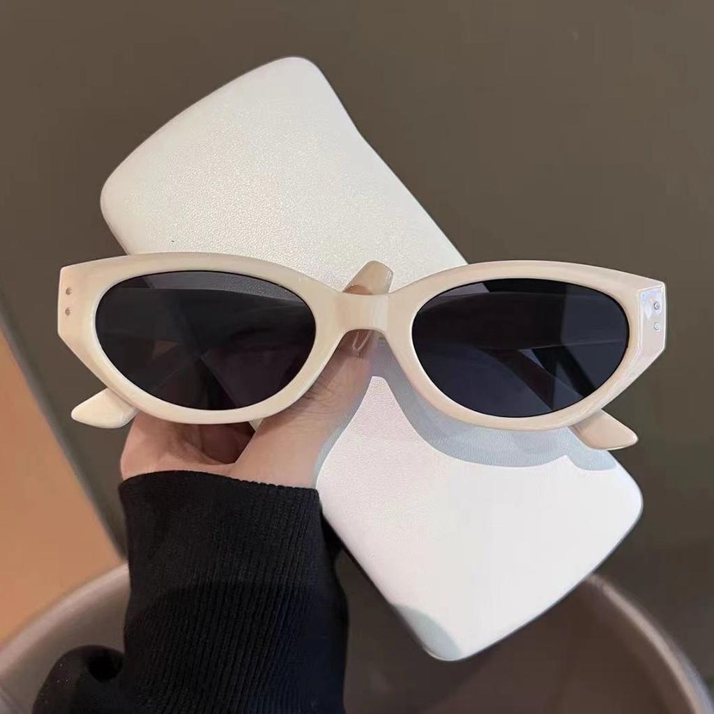 Vintage Small Cat Eye Sunglasses Women Retro Square Frame UV400 Protection Fashion Designer Shades Female Eyewear